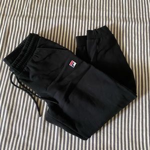 ✰ black fila sweatpants ✰